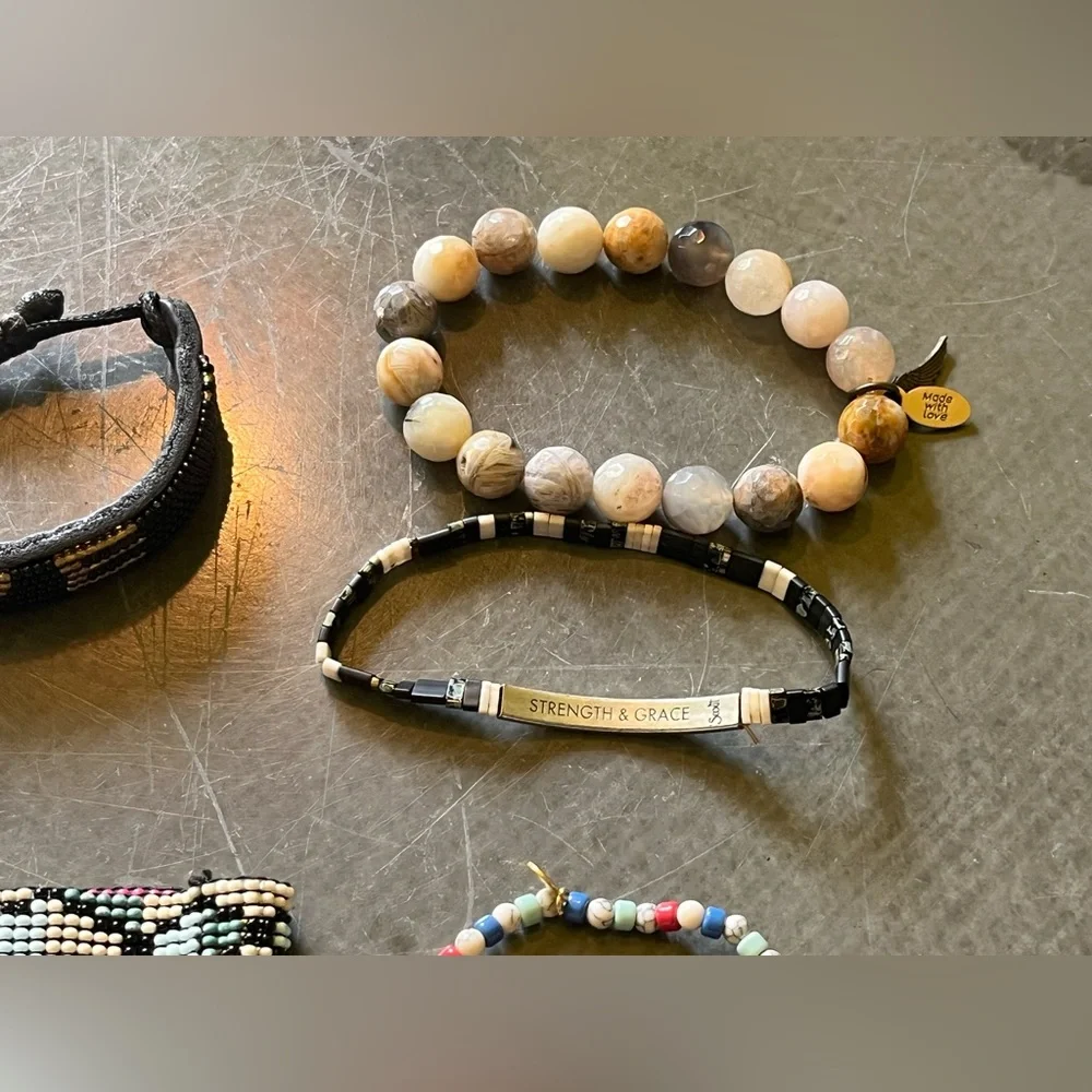 Women’s bundle of ten bracelets. Quartz, stone, beads, multicolored - Picture 3 of 10